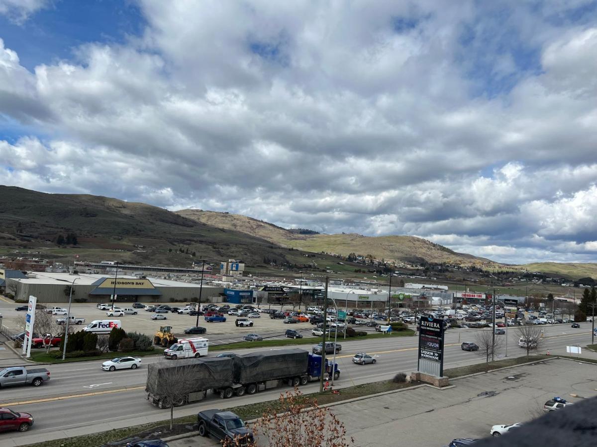 Riviera Plaza&Conference Centre, Vernon, BC Exterior foto